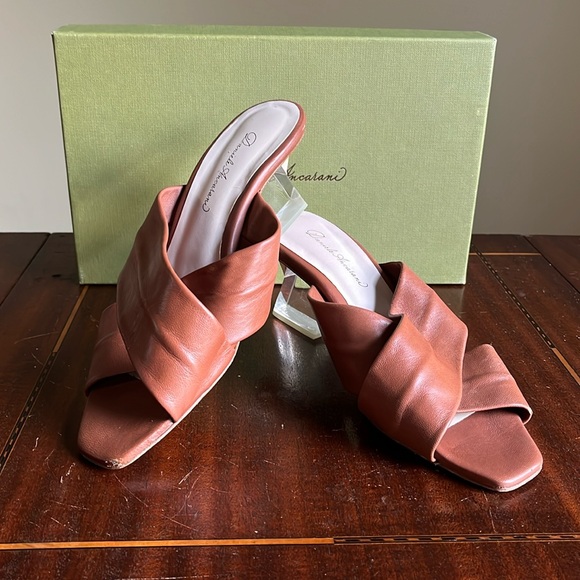 Daniele Ancarani - Spain - Lucite & Leather Slide - 39 / US 9 - EUC w toe nick - Picture 4 of 8